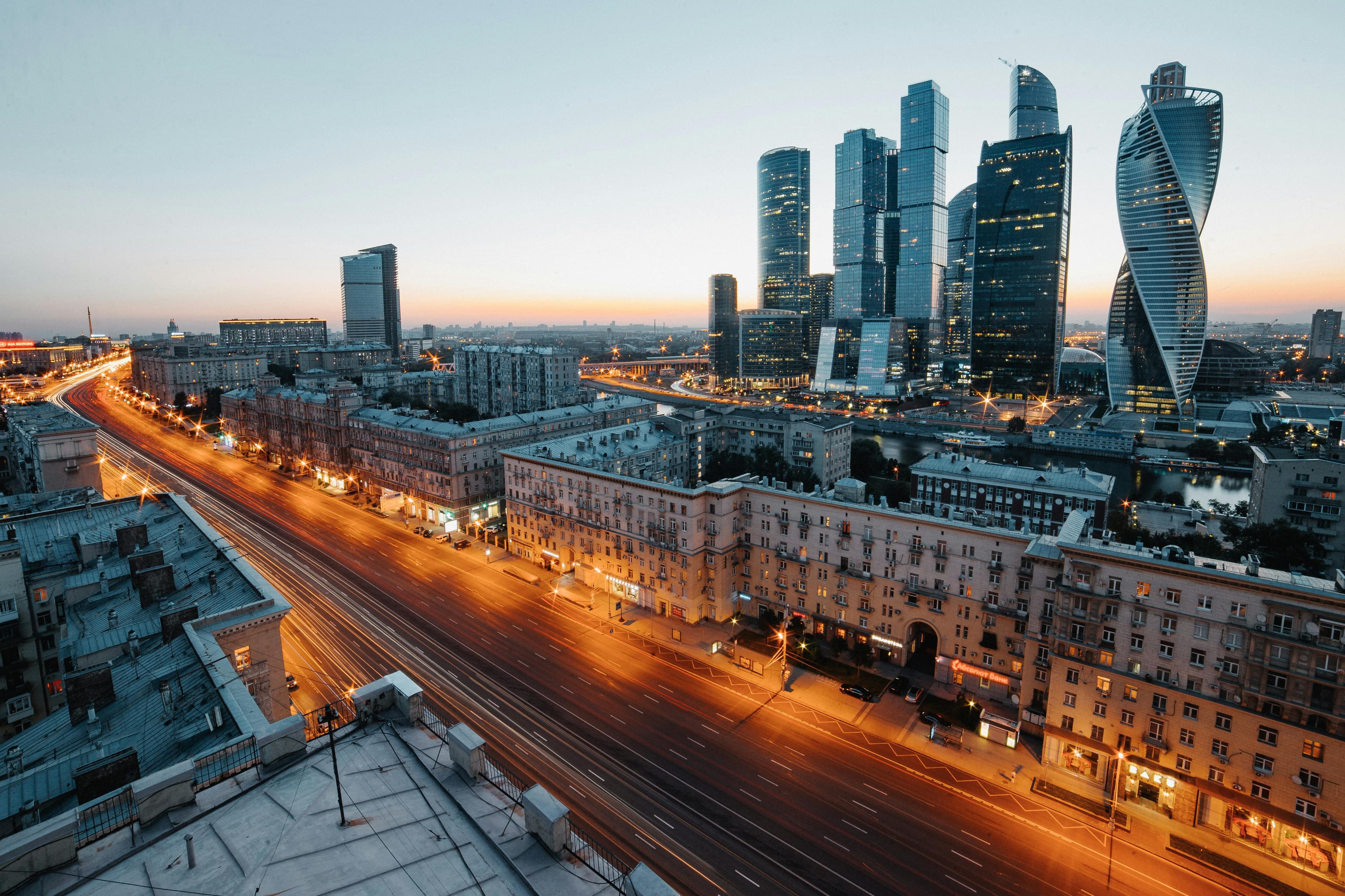 Аналитика рынка недвижимости Москвы в 2026 году: инвестиционная привлекательность и ключевые риски